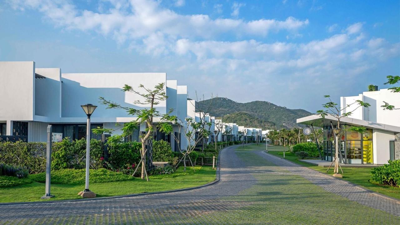 Villas At Oceanami Resort ロン・ハイ エクステリア 写真