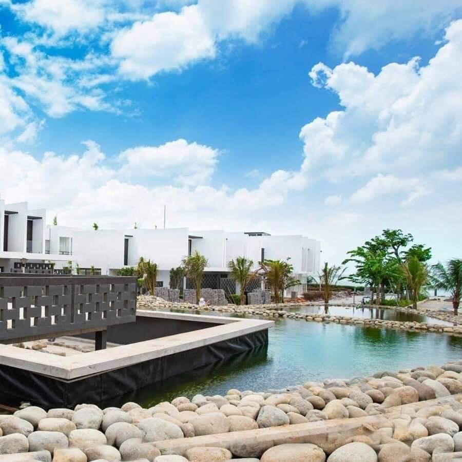 Villas At Oceanami Resort ロン・ハイ エクステリア 写真